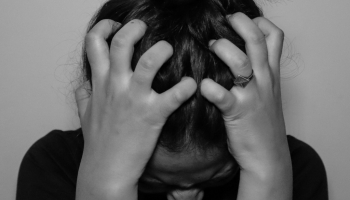 Les fleurs de Bach pour lutter contre la colère liée à la jalousie